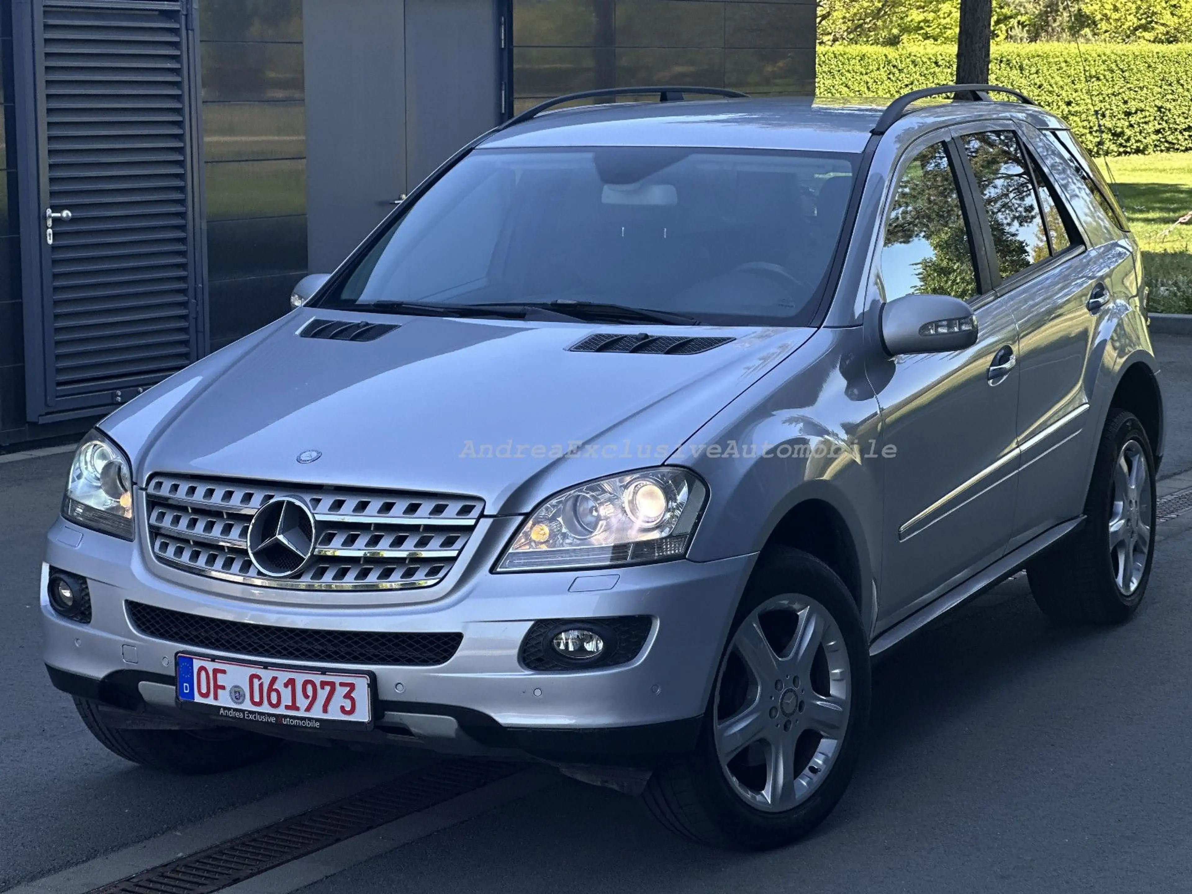 Mercedes-Benz ML 320 CDI 4 Matic Sportpaket AHK  12 M Garantie