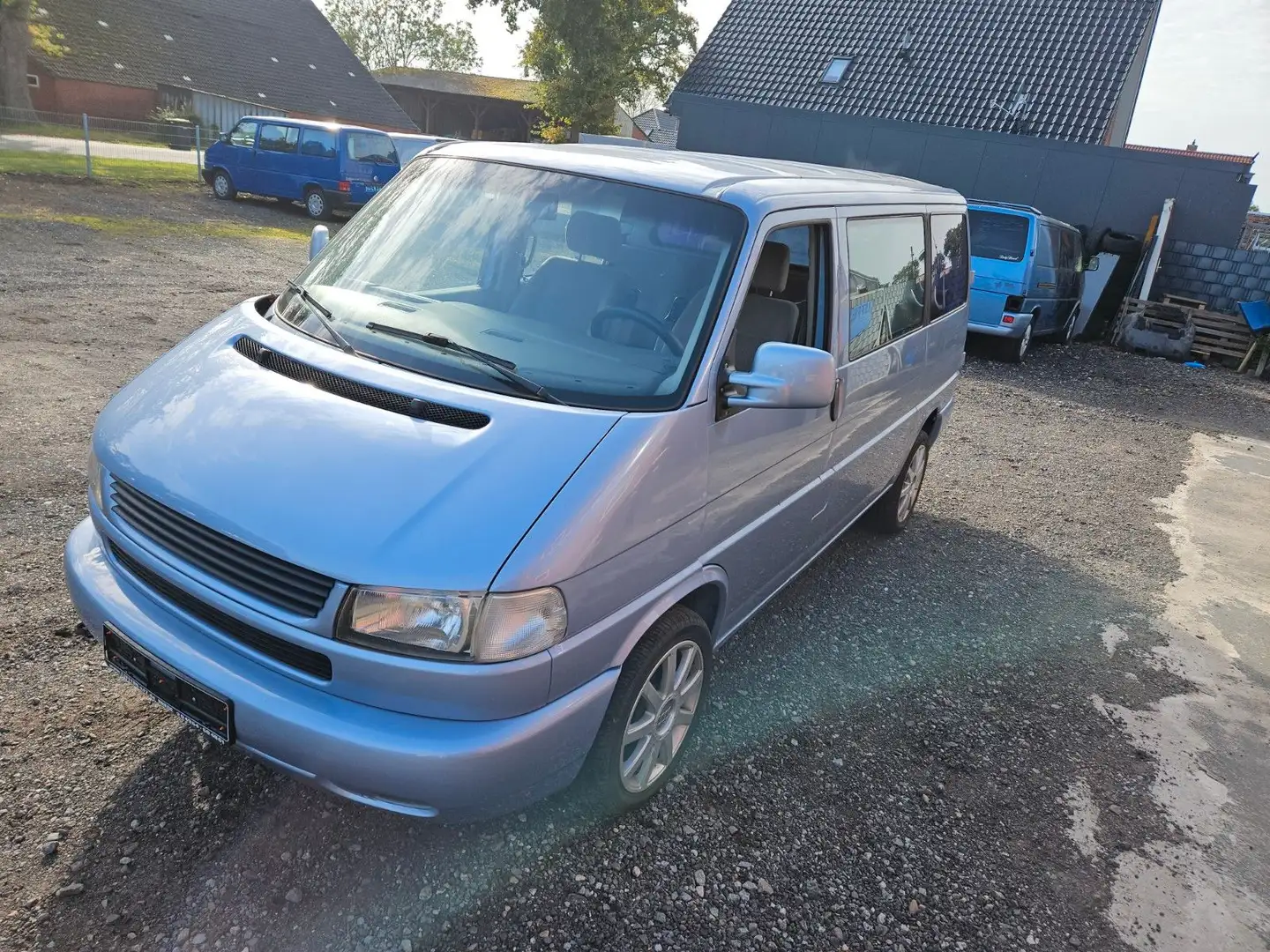 Volkswagen T4 Caravelle Mixto 5Sitze LKW  2.5 TDI 151PS Blau - 2