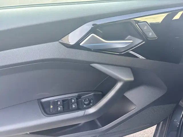 Audi A1 view 13