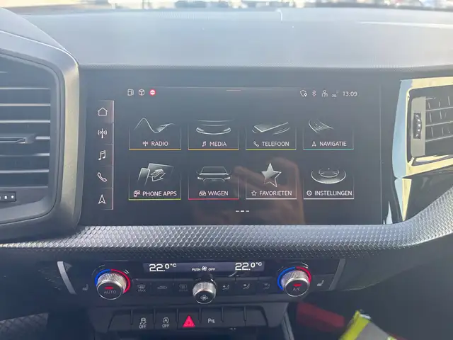 Audi A1 view 11