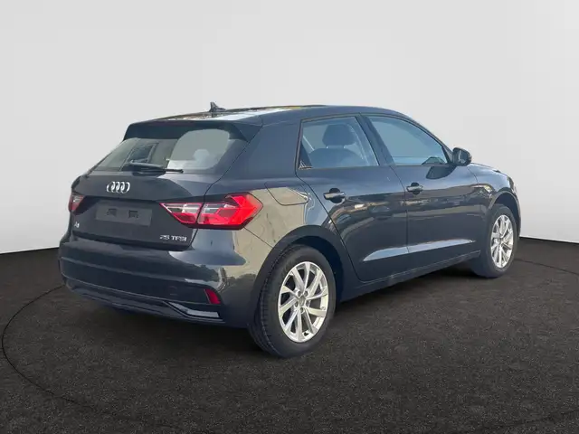 Audi A1 view 5