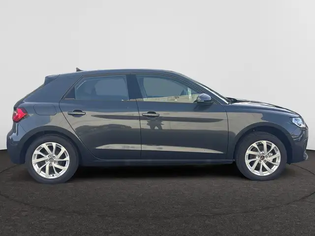 Audi A1 view 7