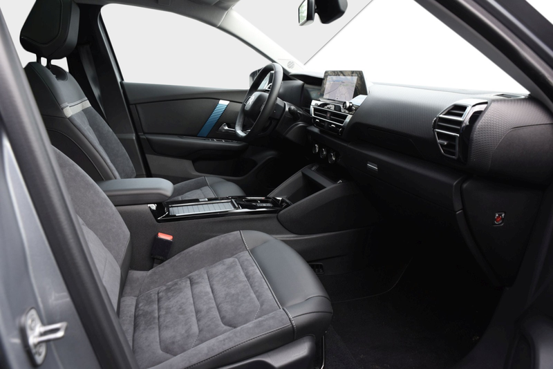 Citroen C4 X — photo 8