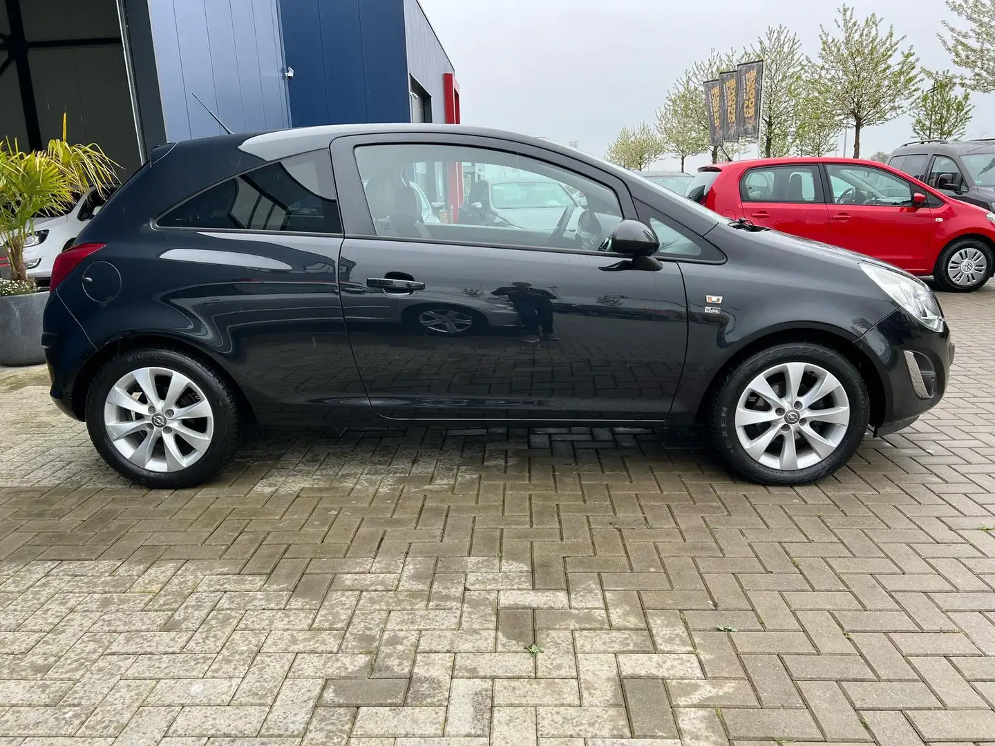 Opel Corsa 1.4-16V Cosmo / LEDER / STOEL-STUUR VERWARMING / A Noir - 2