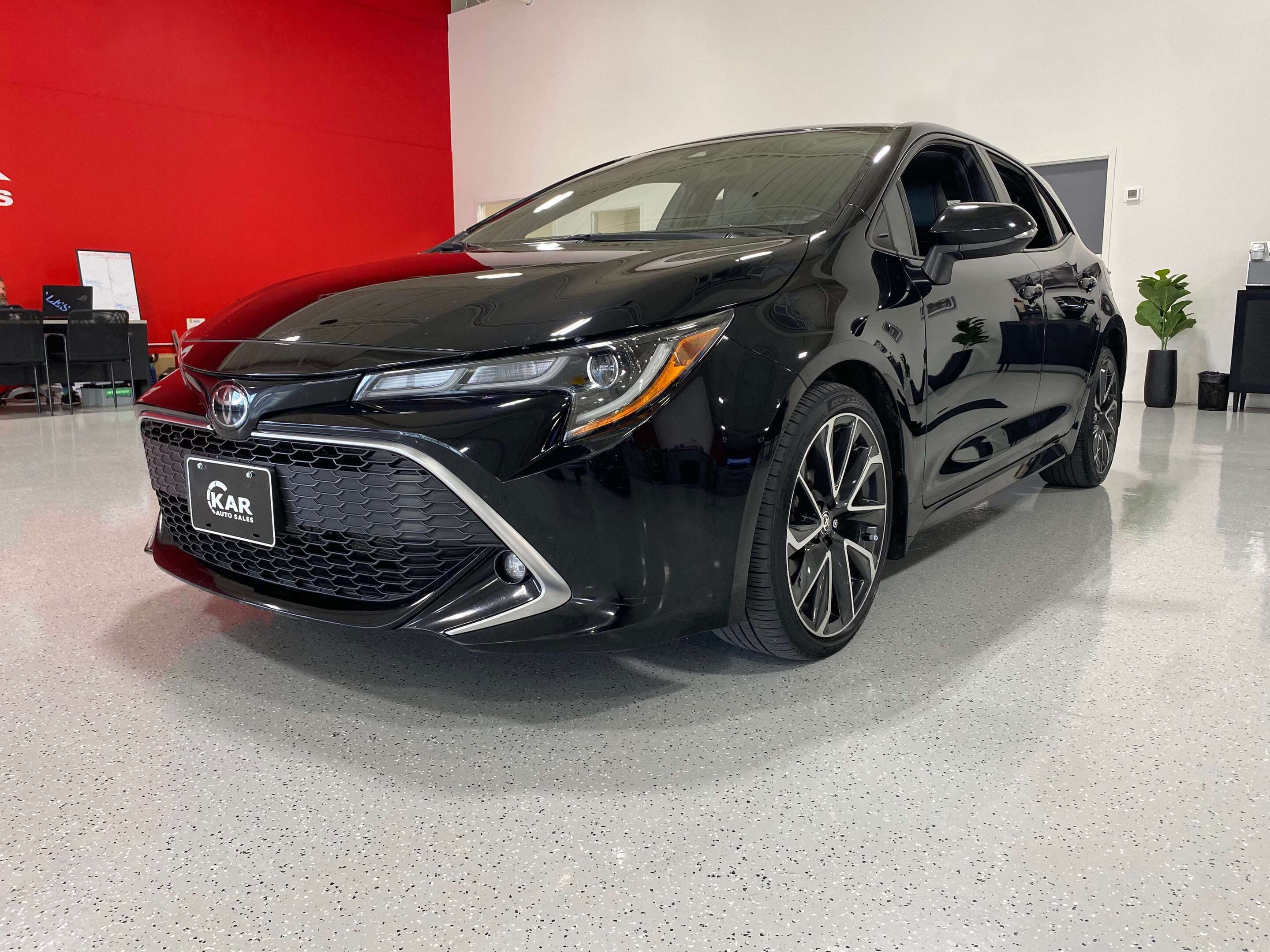 2020 Toyota Corolla Hatchback XSE FWD