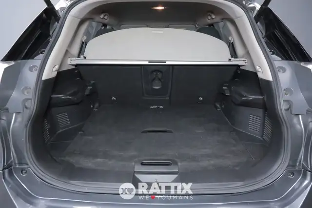 Nissan X-Trail view 7