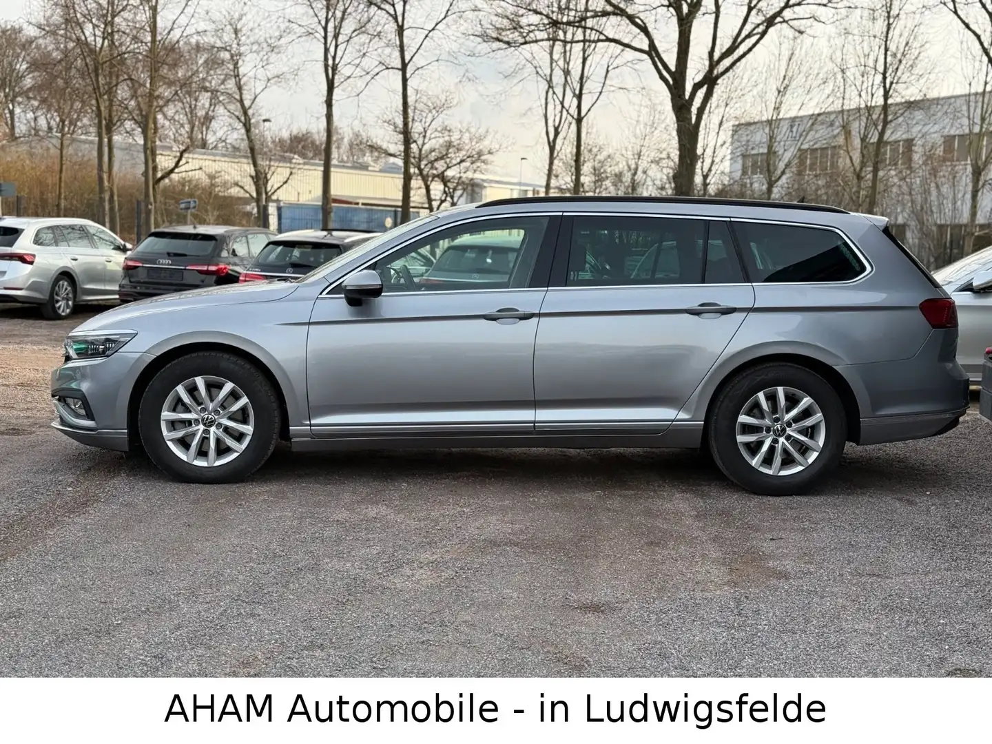 Volkswagen Passat Variant Business|ACC|MATRIX|AHK|KAM|TWA Gris - 2