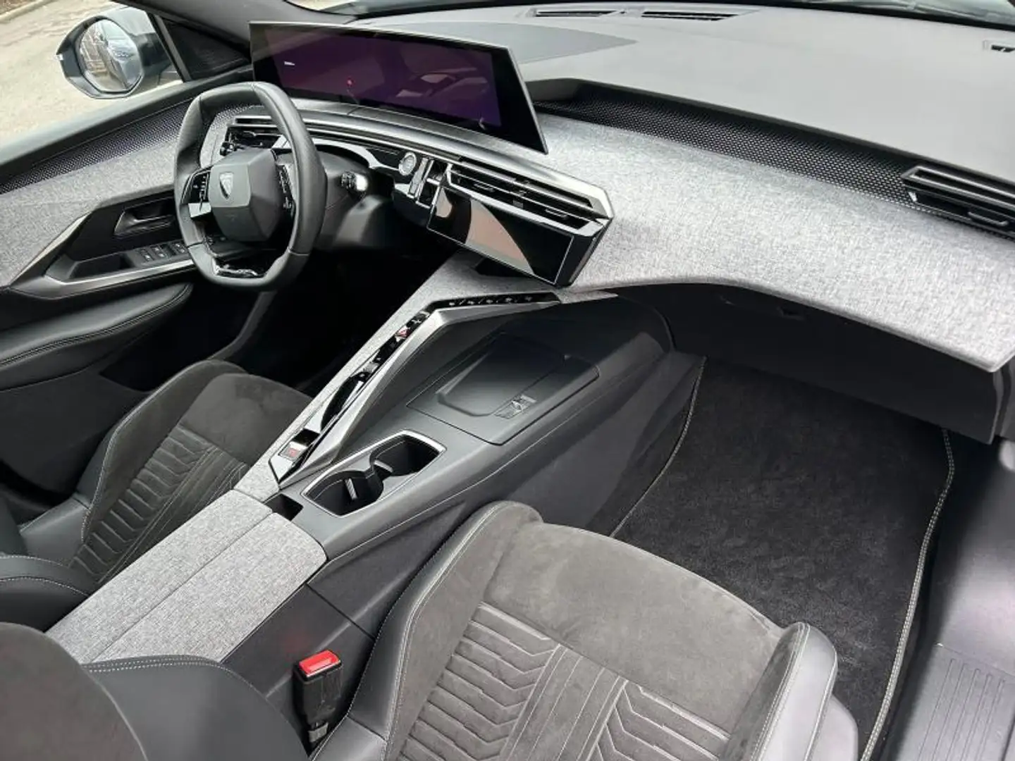 Peugeot 5008 GT / MHEV / E-DSC6 Blau - 2