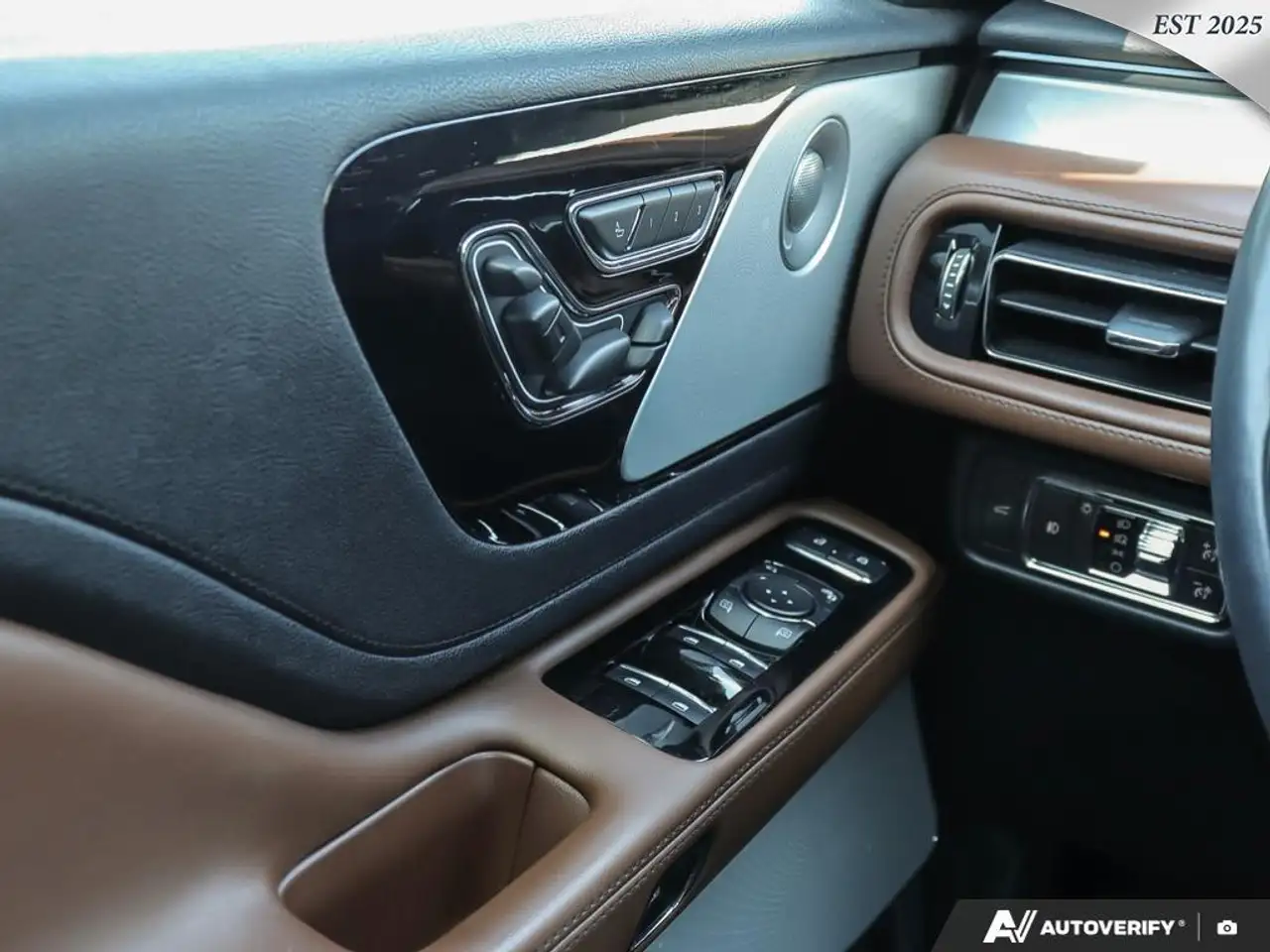Lincoln Aviator fotografie Lincoln Aviator