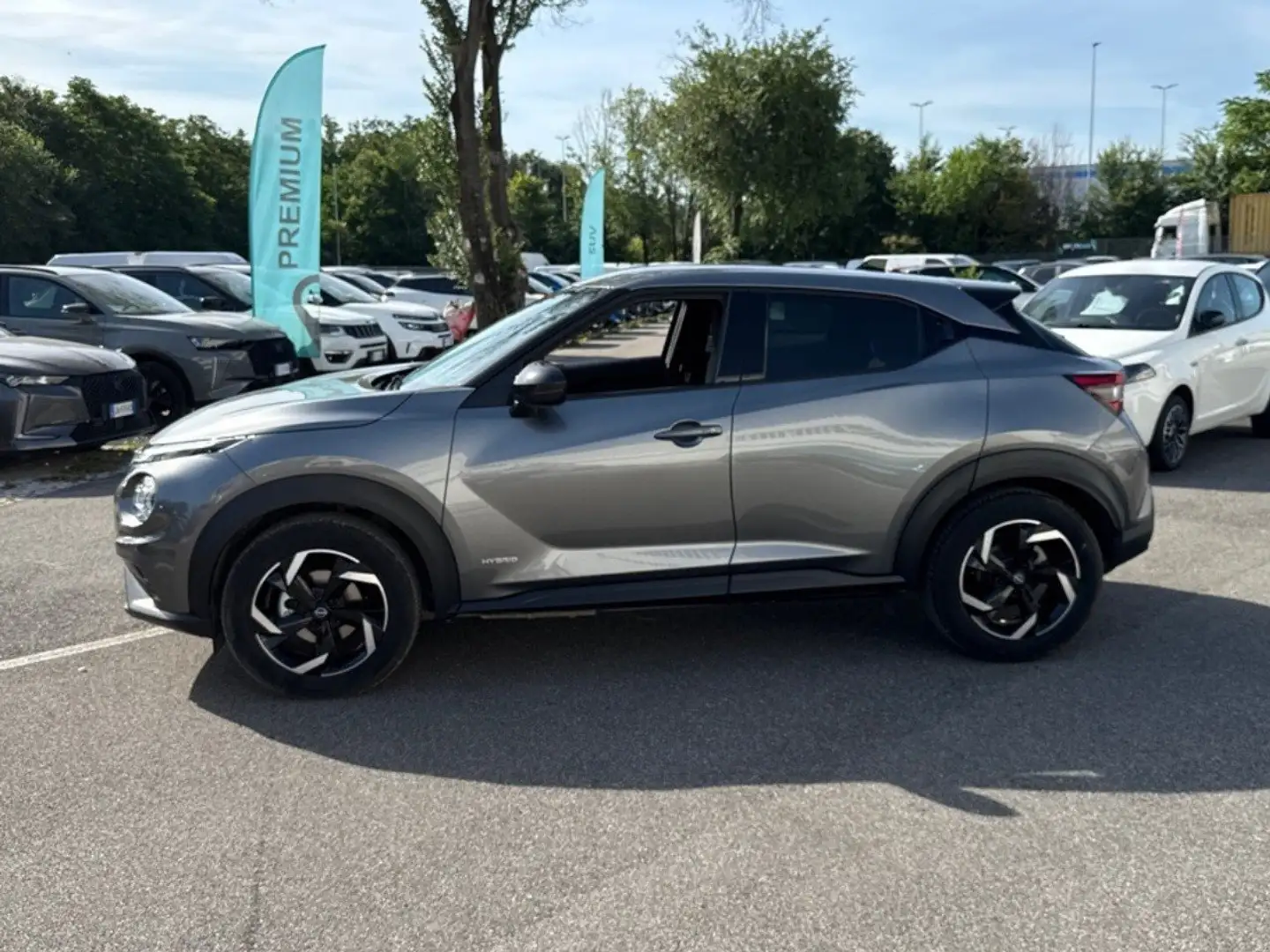 Nissan Juke 1.6 HEV N-Connecta Auto Grigio - 2