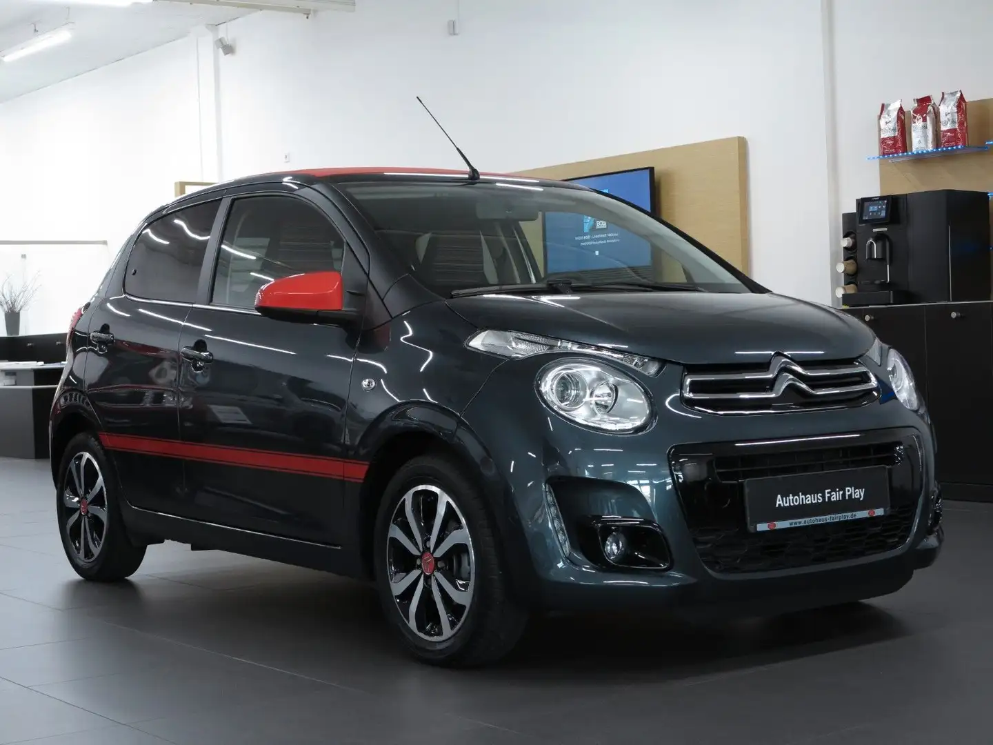 Citroen C1 Airscape Shine 1.HD/U-FREI/SHZ/PDC/EL.VERDECK Grijs - 1