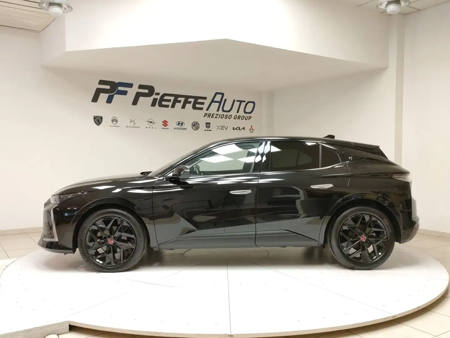 DS Automobiles DS 4 Crossback 4 2ª serie - DS 4 BlueHDi 130 aut. Performance Lin Nero - 2