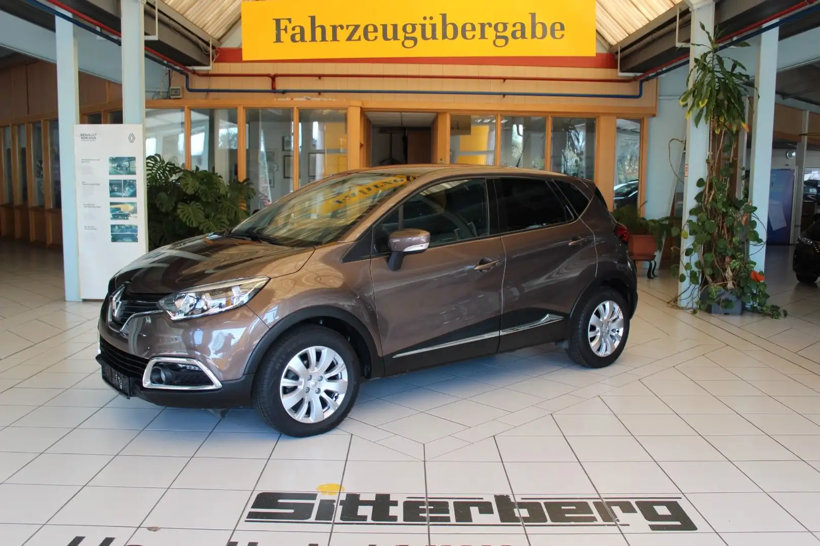 Renault Captur Luxe ENERGY TCe 90 Braun - 1