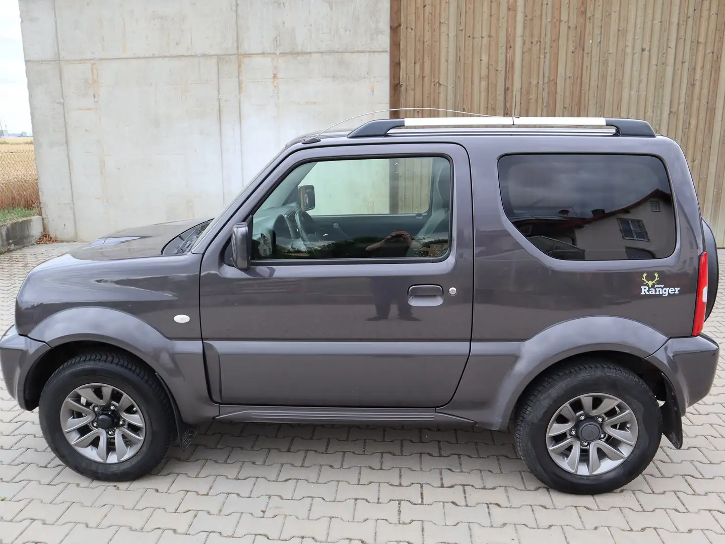 Suzuki Jimny Style Ranger Grau - 2