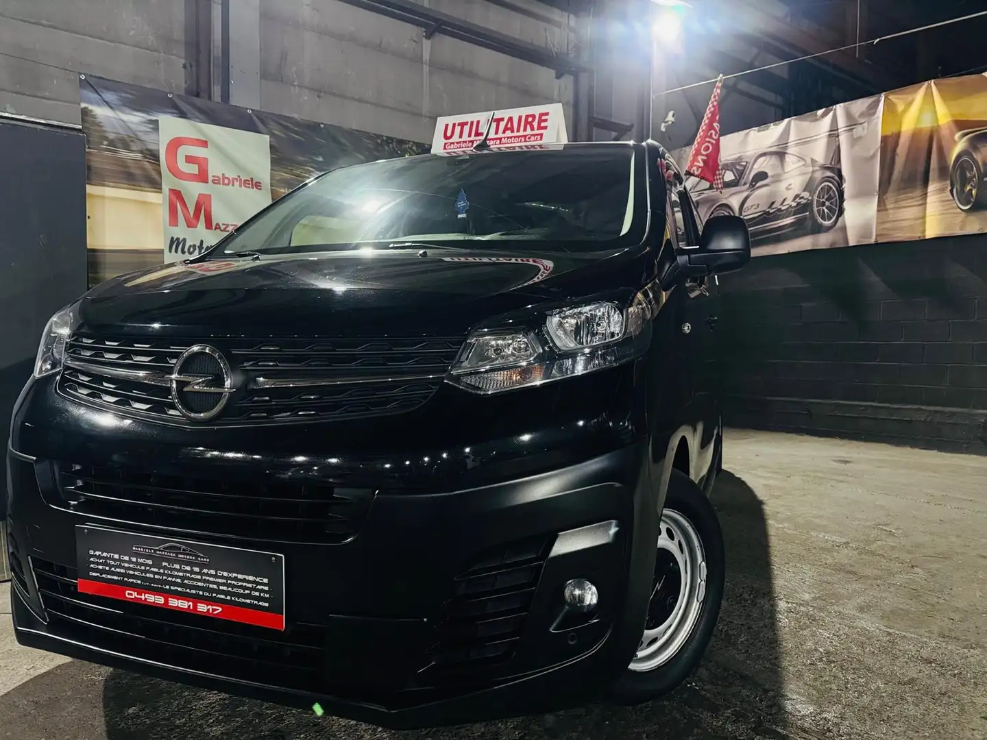 Opel Vivaro 2.0TD Utilitaire 3P CarPlay Caméra TVA Incl Negru - 1