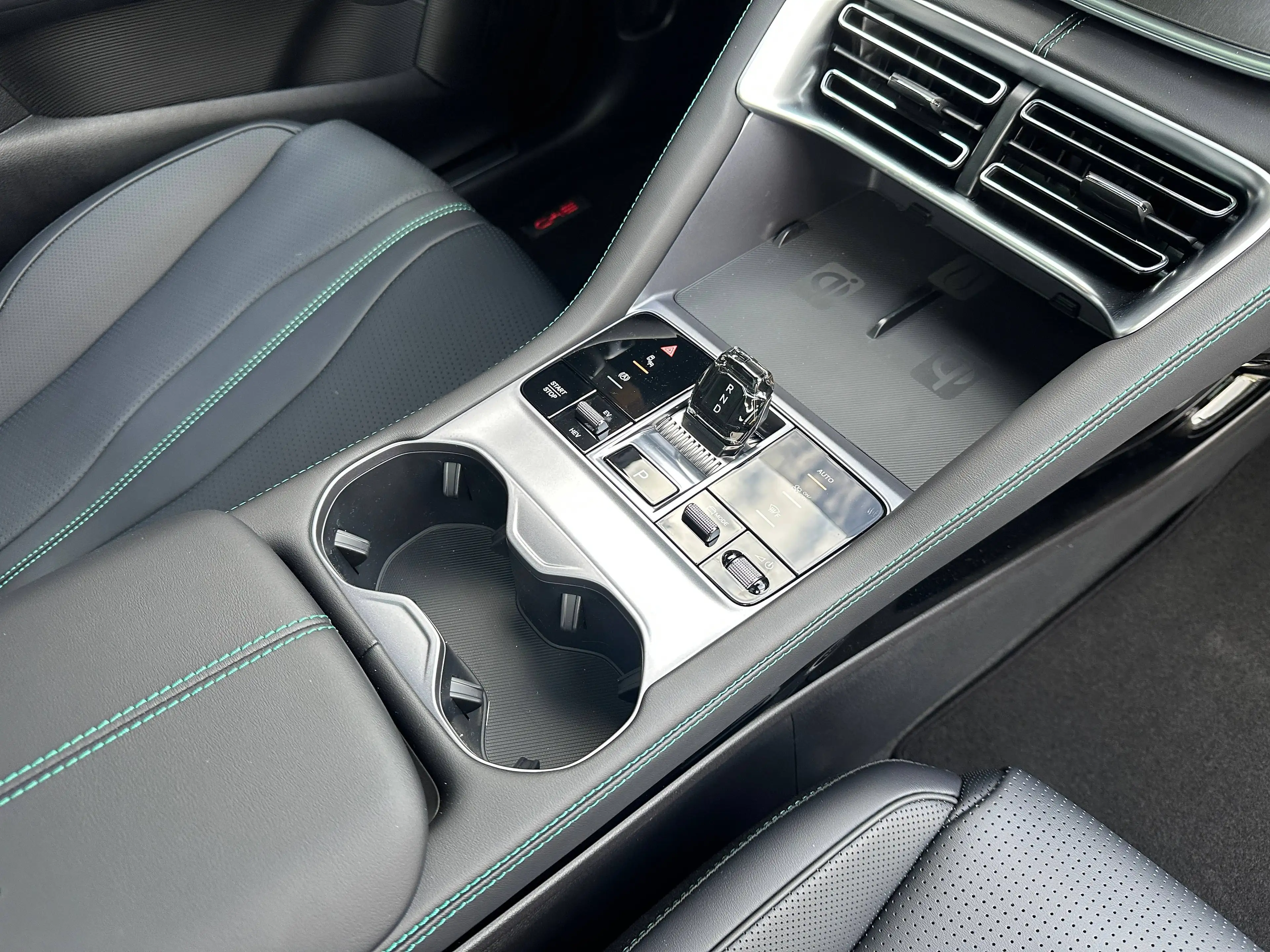 BYD Seal U SEAL U DM-i PHEV AWD Design +DACH+360°+HUD+ — photo 12