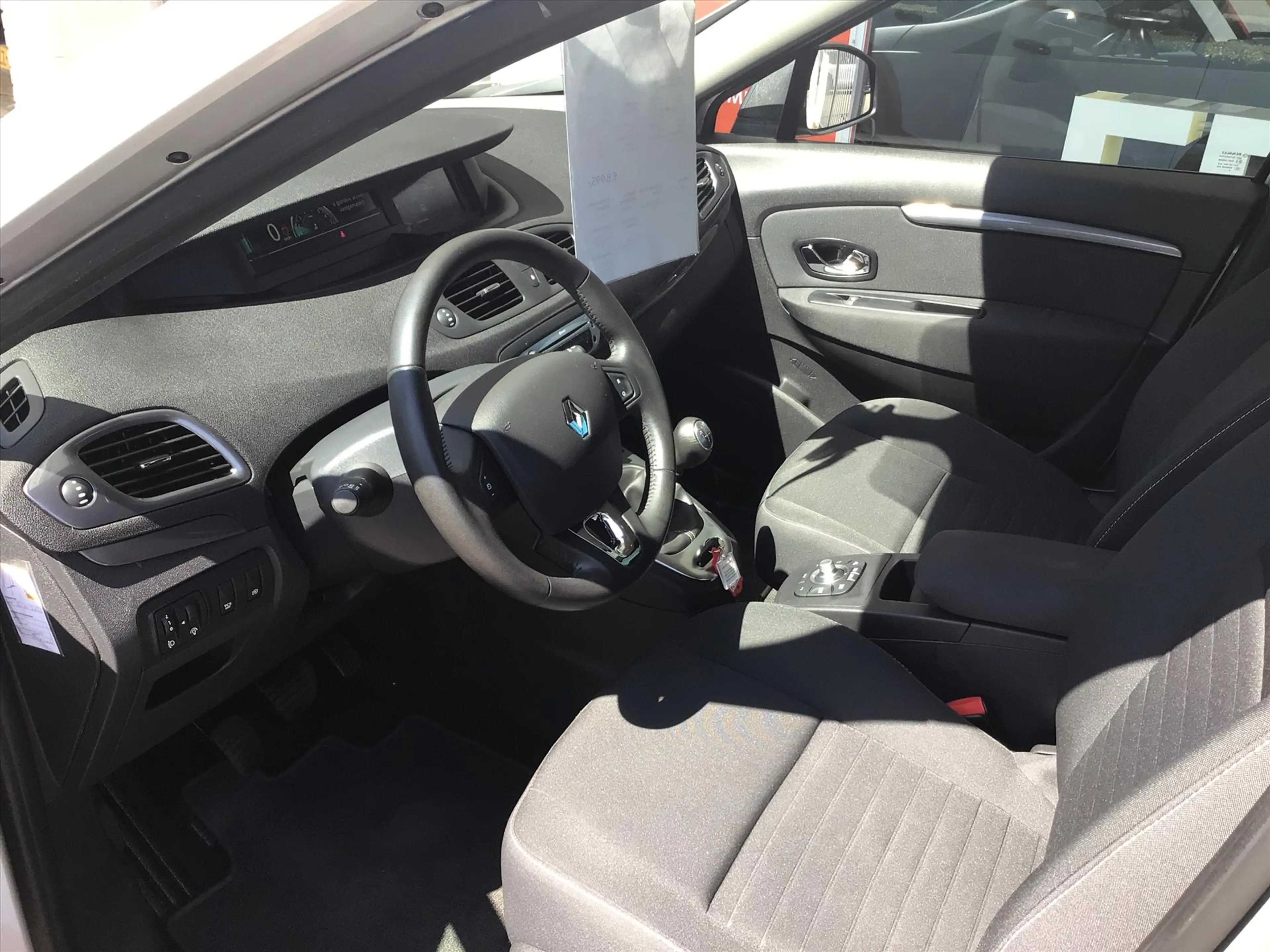 Renault Scenic Energy TCe 115 Stop & Start Serie Limitee Collecti — photo 7