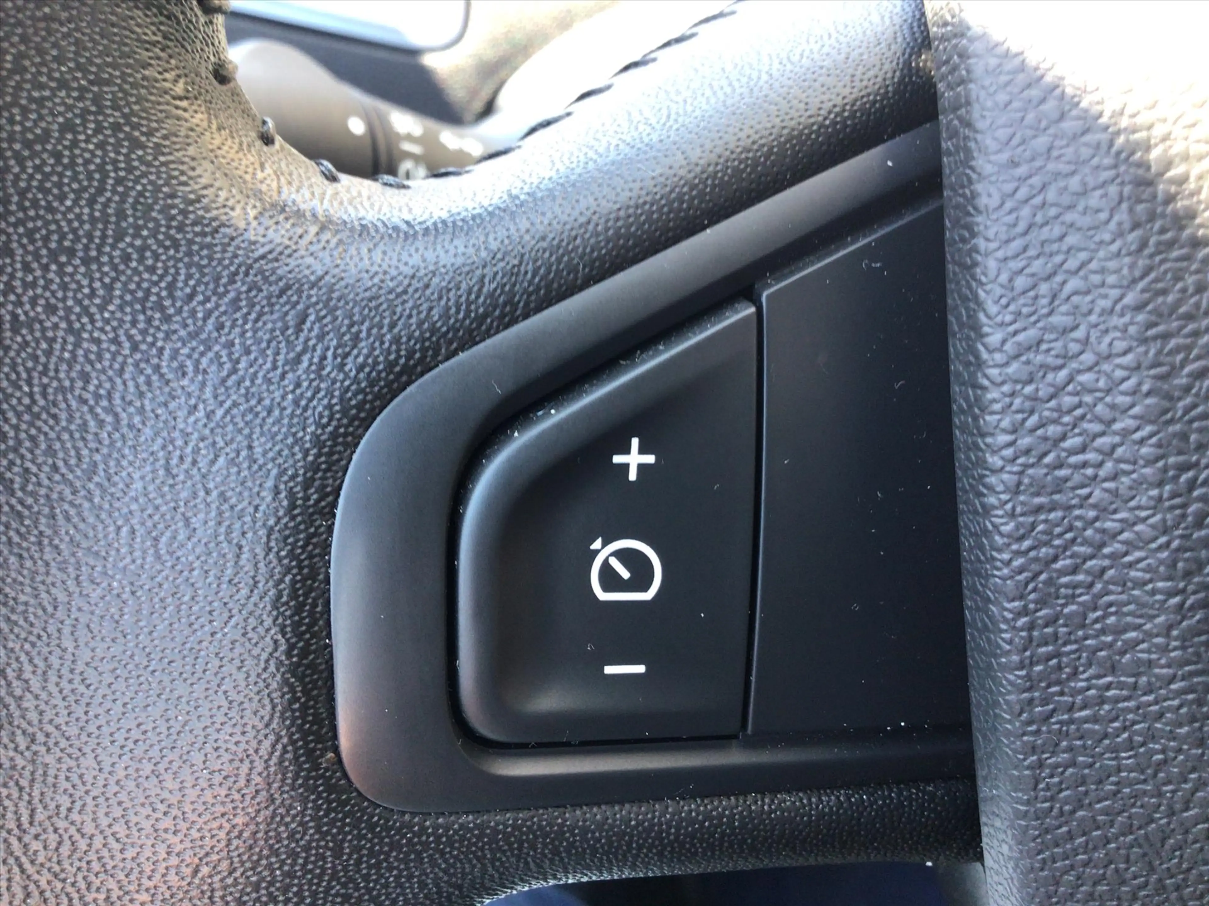 Renault Scenic Energy TCe 115 Stop & Start Serie Limitee Collecti — photo 12