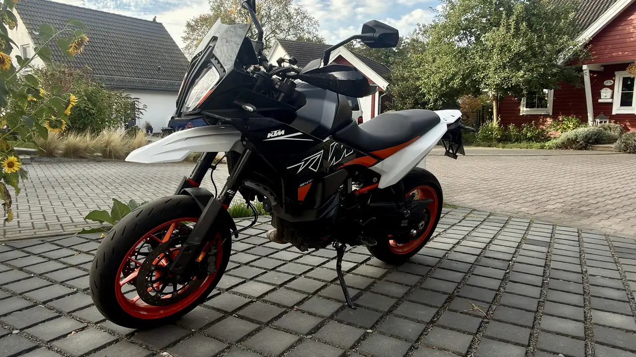 KTM 890 SMT