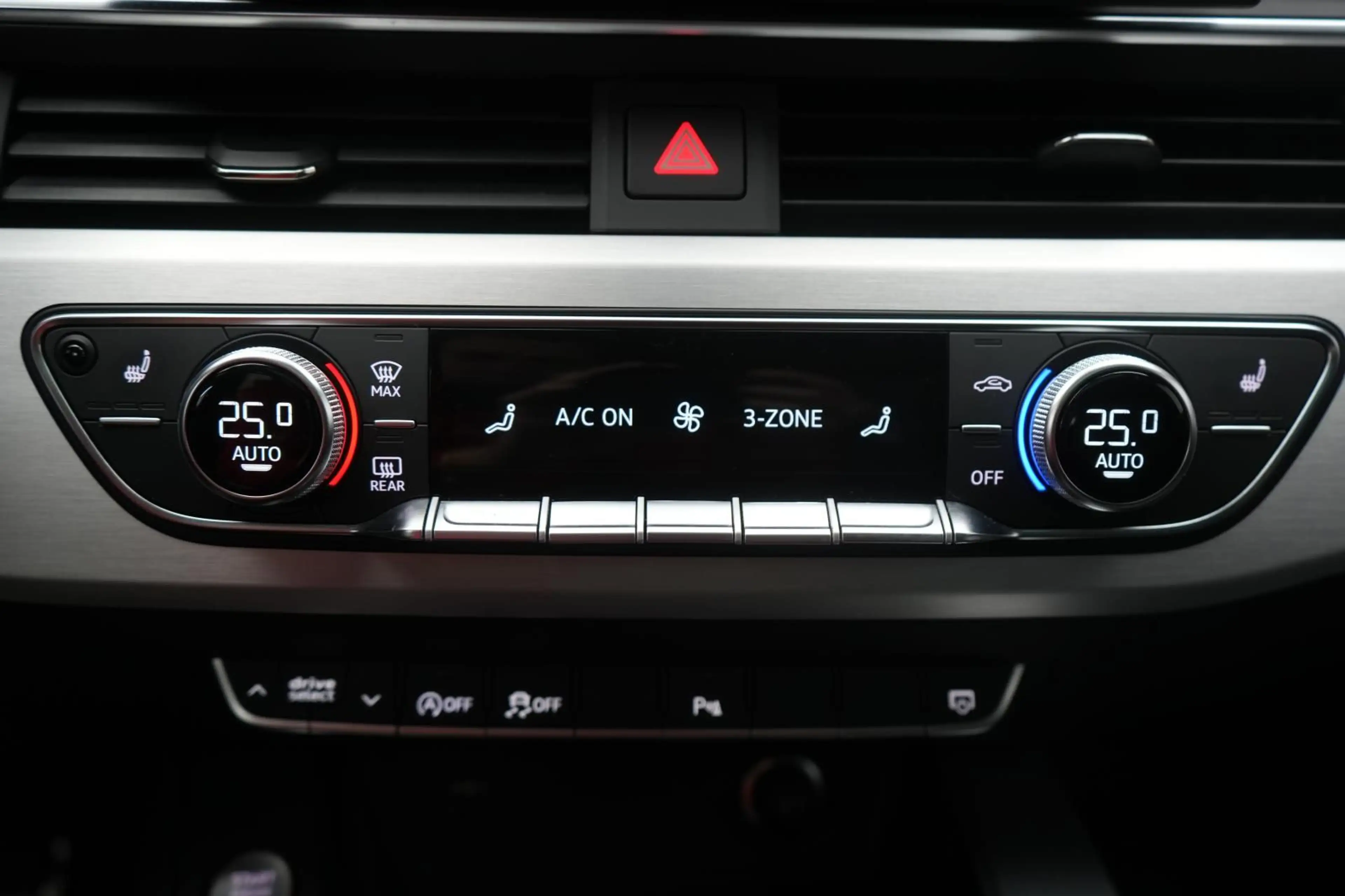 Audi S4 Avant TDI quattro ACC/Kamera/Pano/B&O/Matrix/ — photo 17