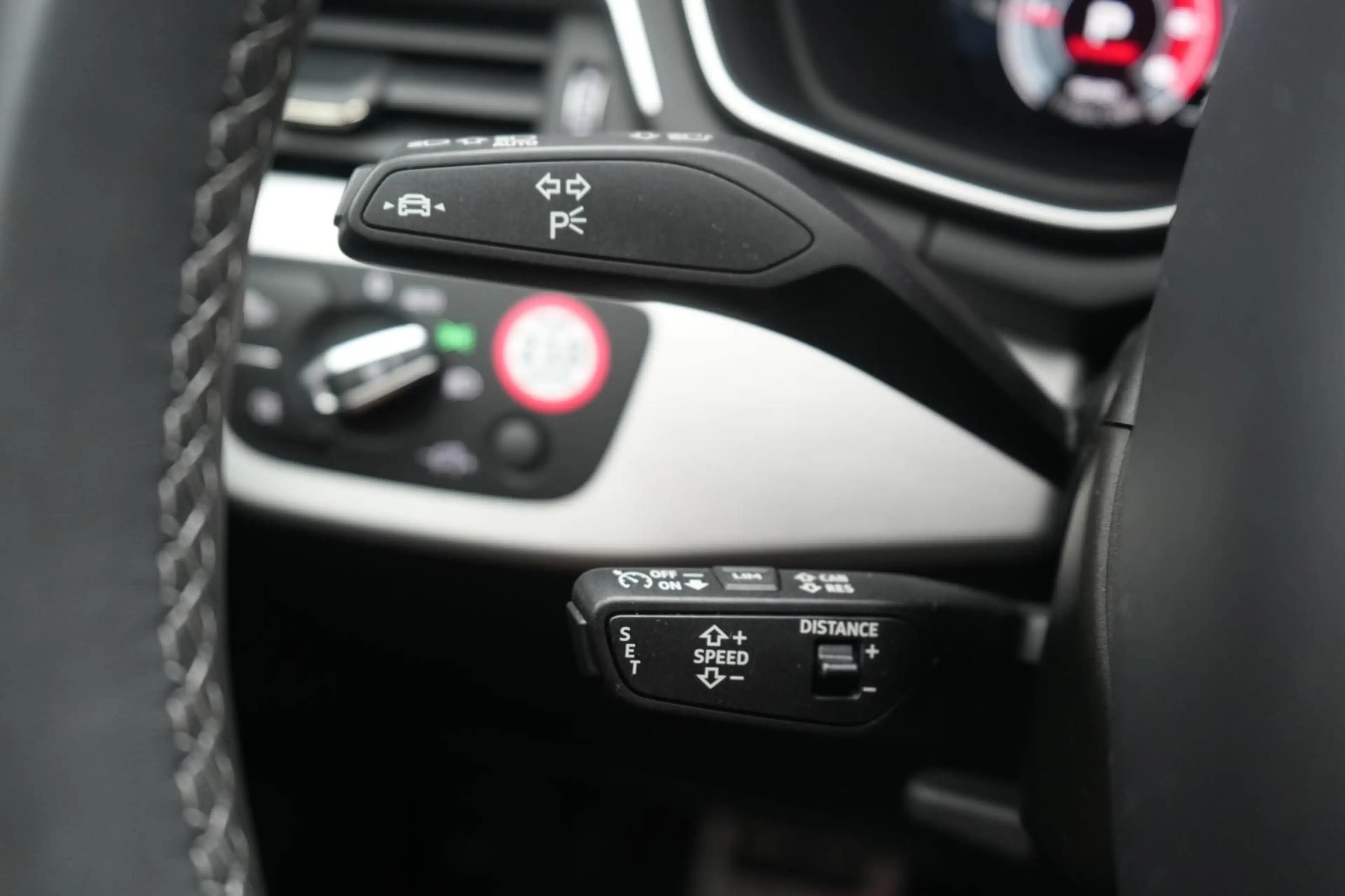 Audi S4 Avant TDI quattro ACC/Kamera/Pano/B&O/Matrix/ — photo 21