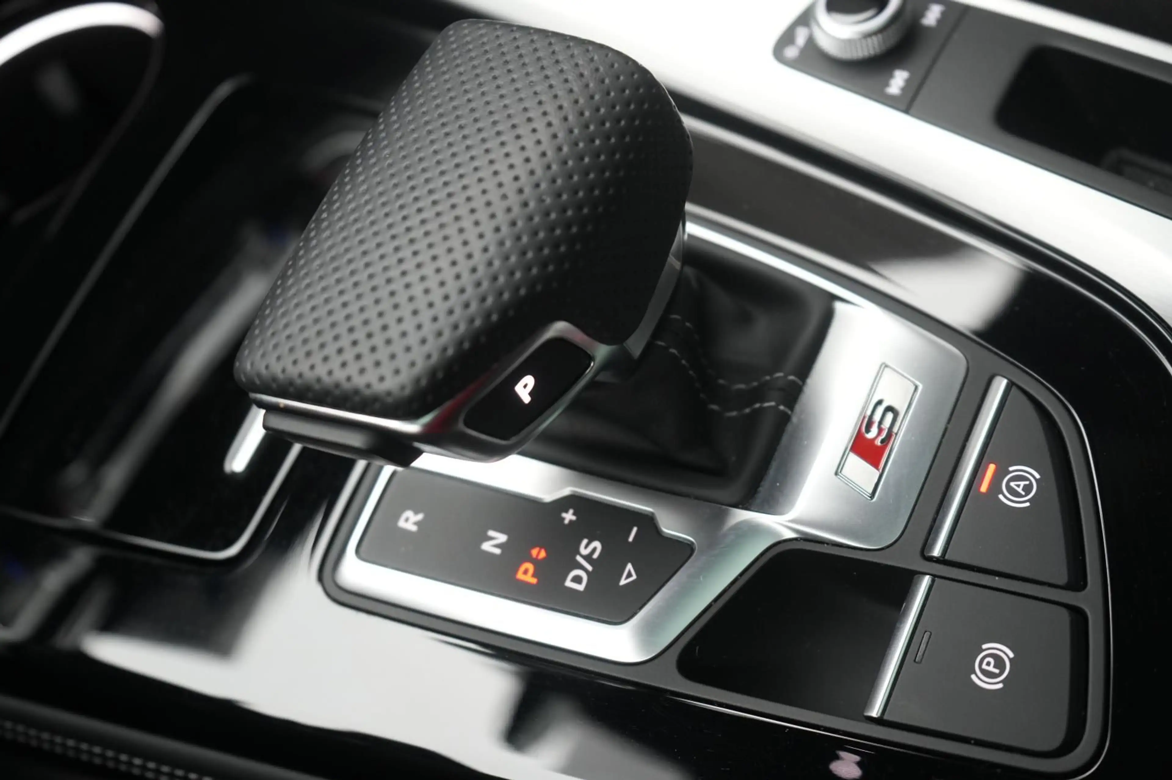 Audi S4 Avant TDI quattro ACC/Kamera/Pano/B&O/Matrix/ — photo 18