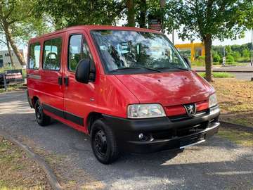 Luxus TD Tüv Neu / 9. Sitze