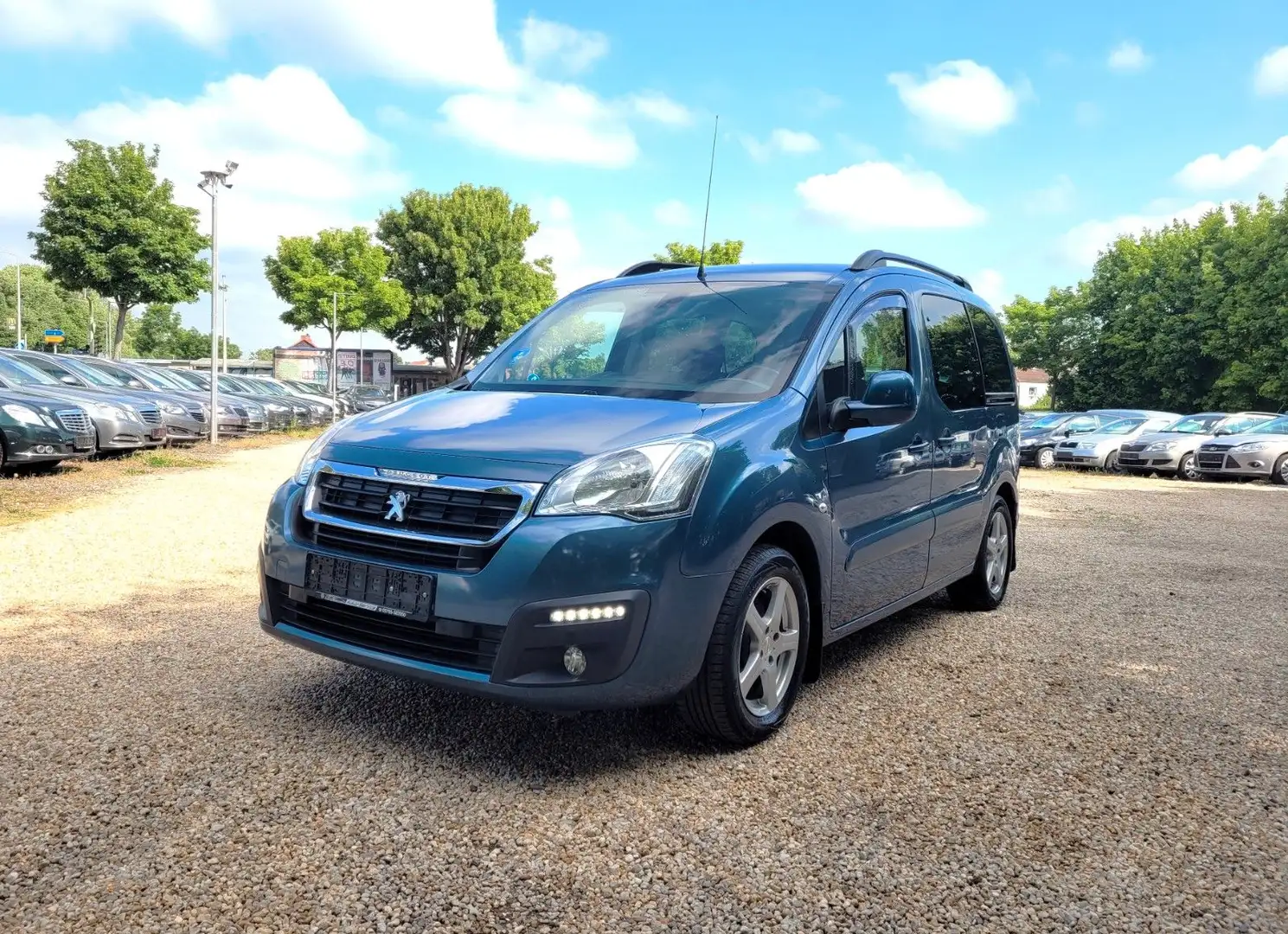 Peugeot Partner Tepee Allure 1.6 Eu6*Klim*SZH*Temp*8xLMF Blau - 1