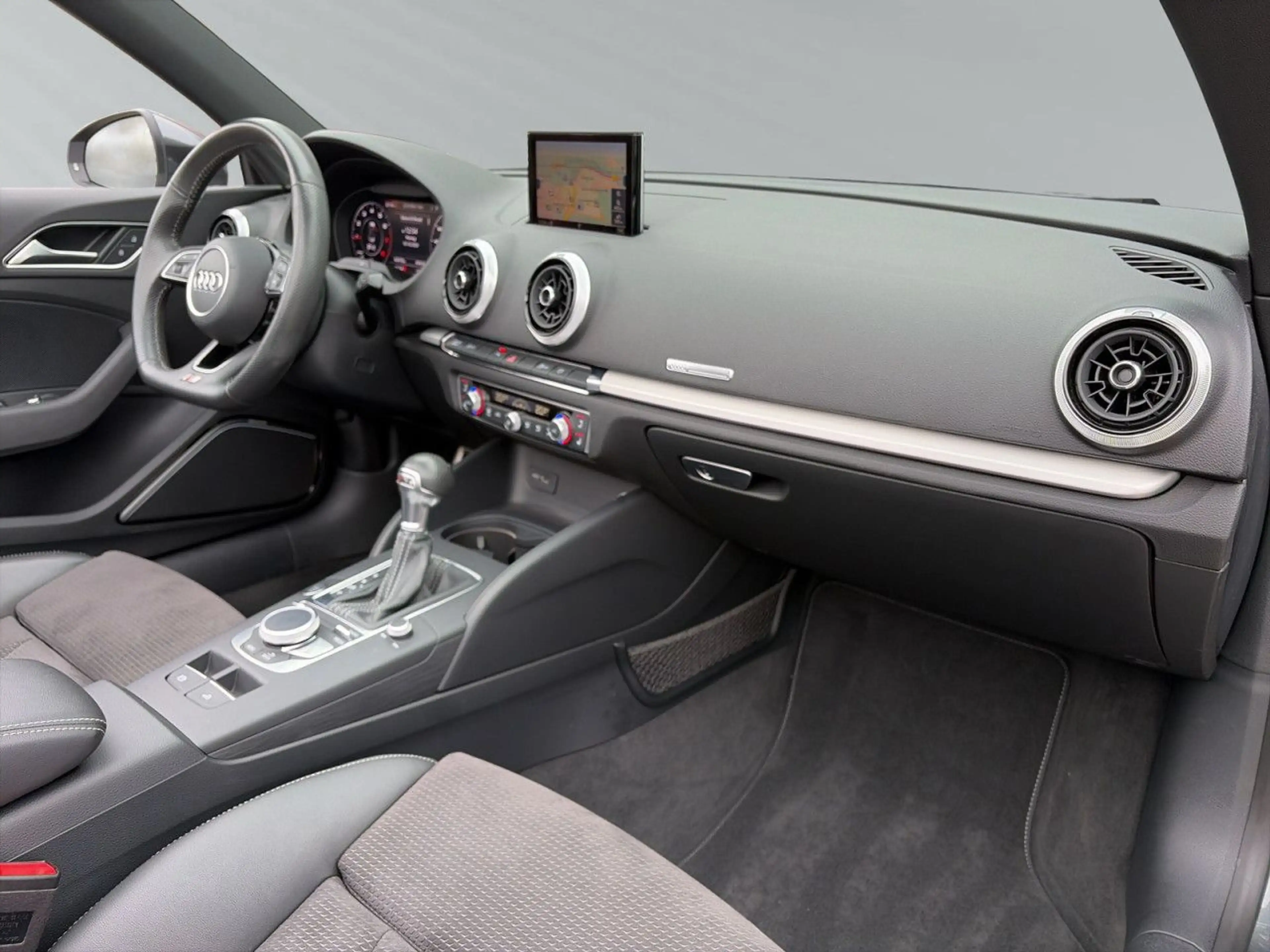 Audi A3 Cabriolet S-LINE 1.5 TFSI S tronic LED NAV B&O — photo 10