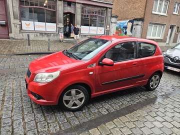 hatchback 1.4 LS