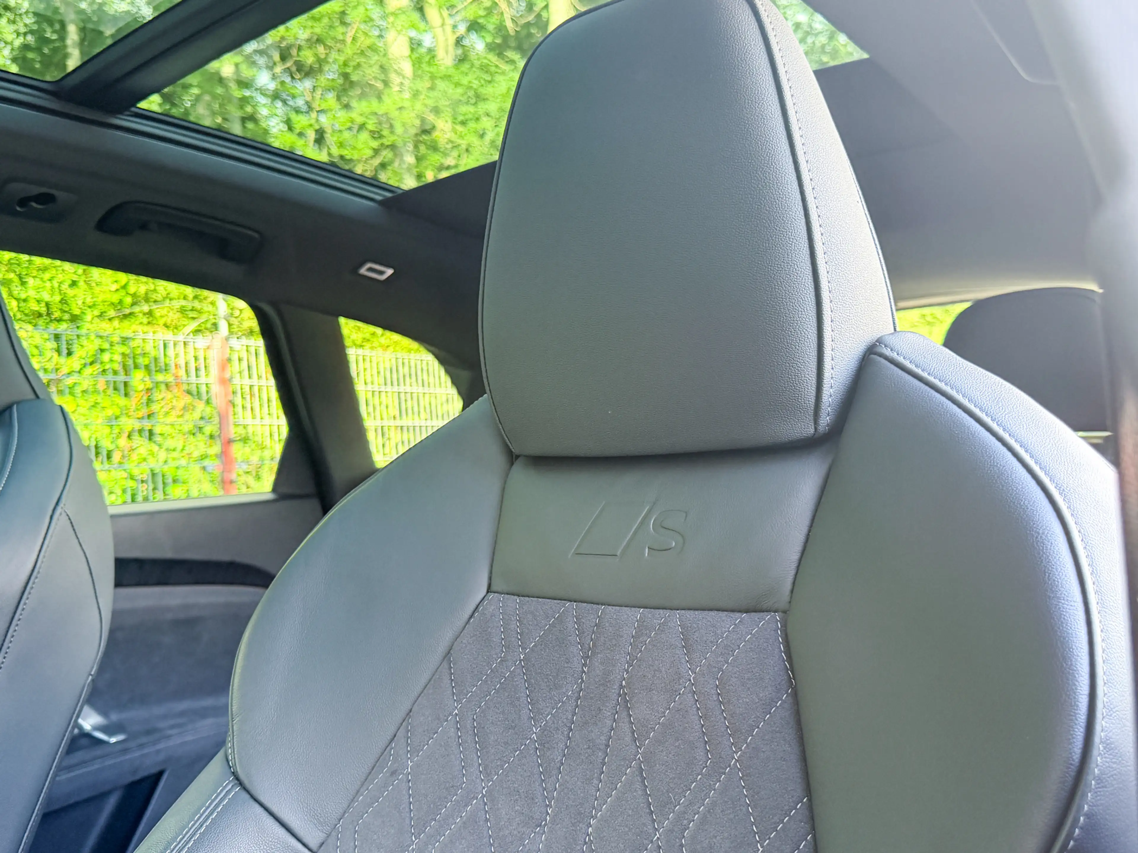 Audi SQ5 3.0 TFSI quattro 270 kW edition one — photo 15