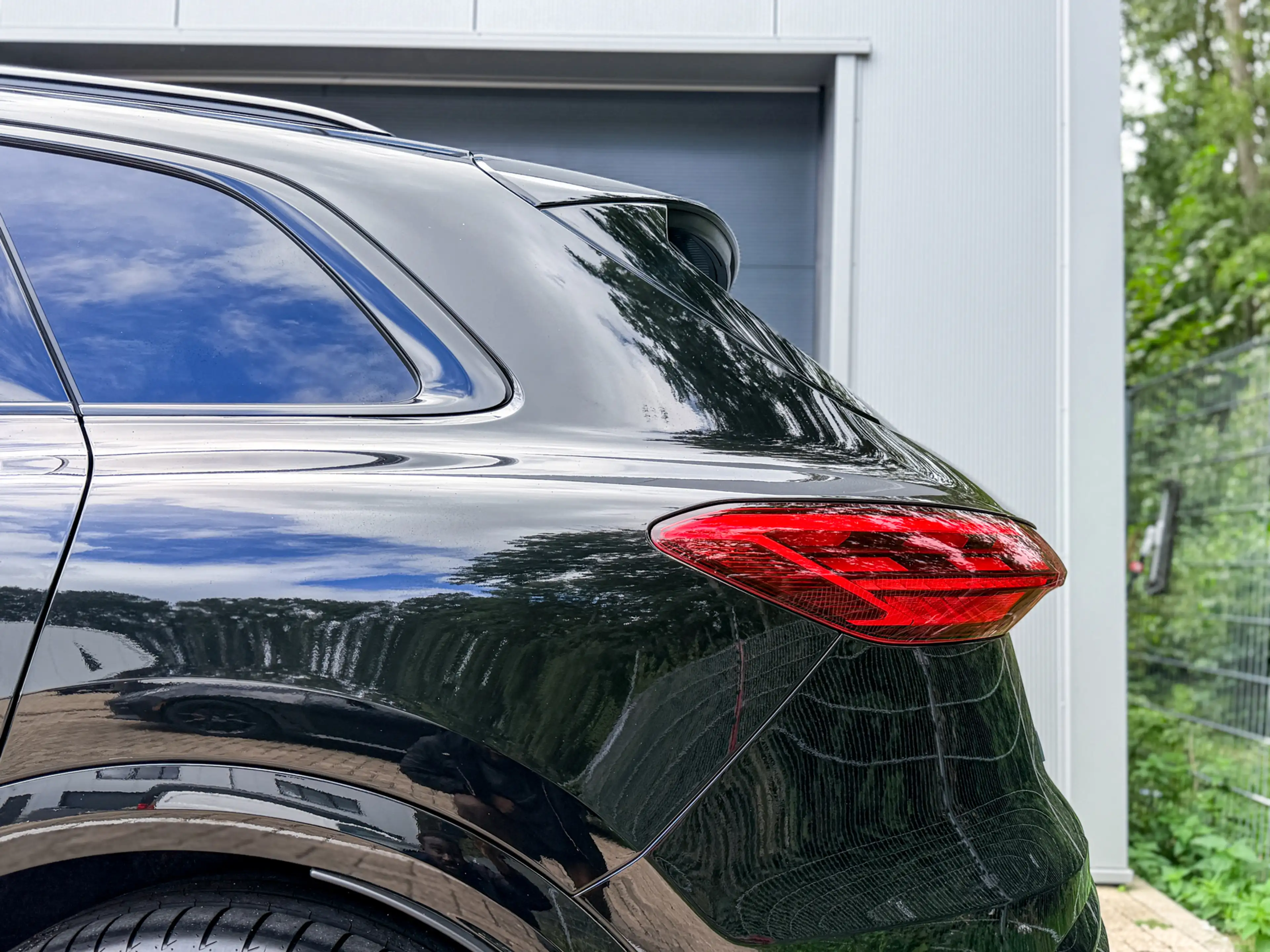Audi SQ5 3.0 TFSI quattro 270 kW edition one — photo 10