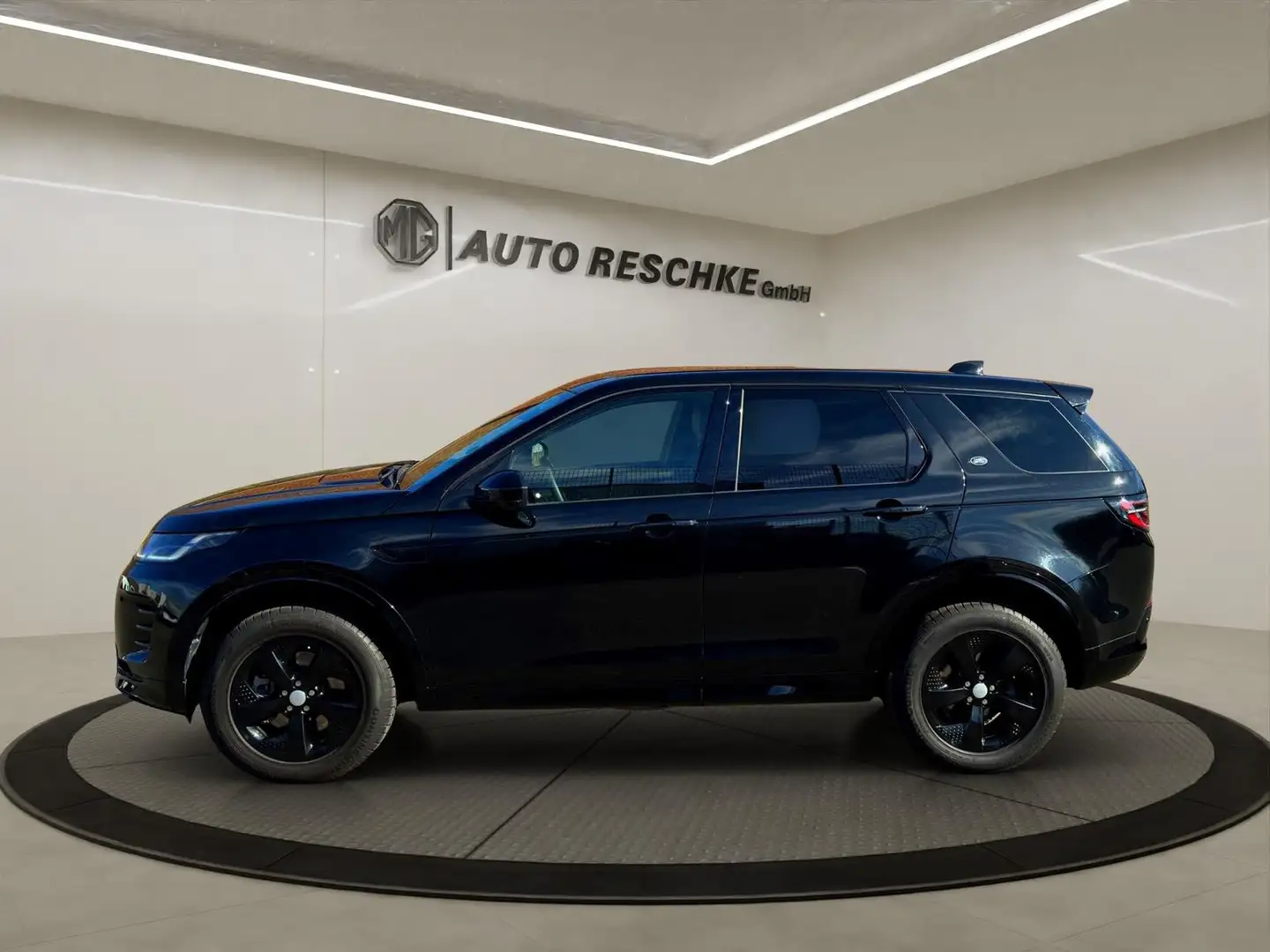 Land Rover Discovery Sport P200 Dynamic SE AWD Schwarz - 2