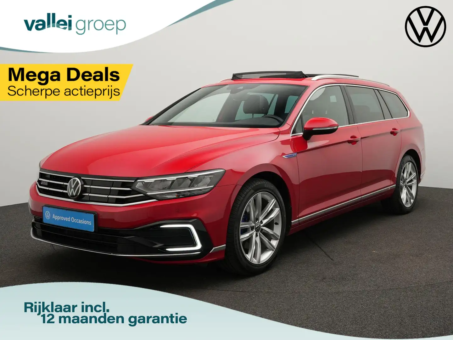 Volkswagen Passat Variant GTE 1.4 TSI 218 pk DSG PHEV Business | Panoramadak Rood - 1