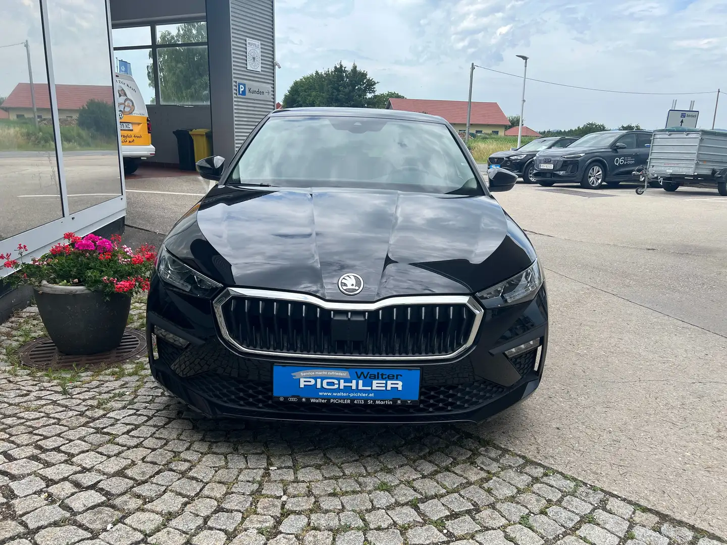 Skoda Scala Selection TSI DSG Schwarz - 2