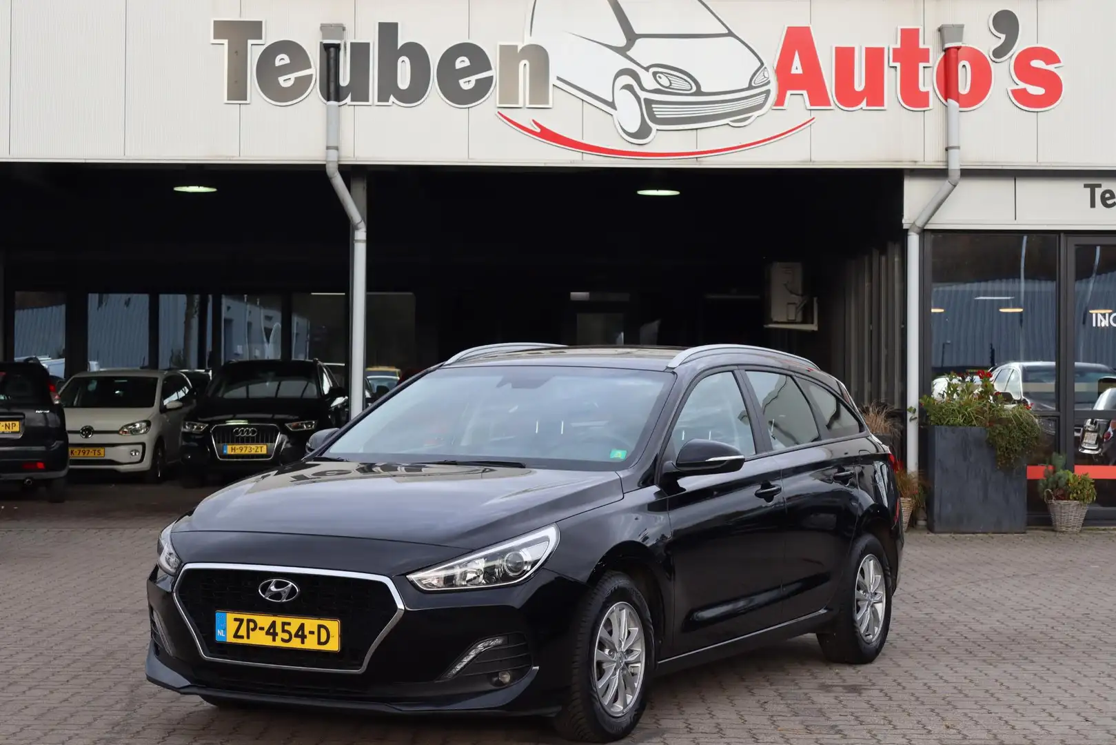Hyundai i30 Wagon 1.4 T-GDI Comfort BTW auto, Apple Carplay, C Zwart - 1