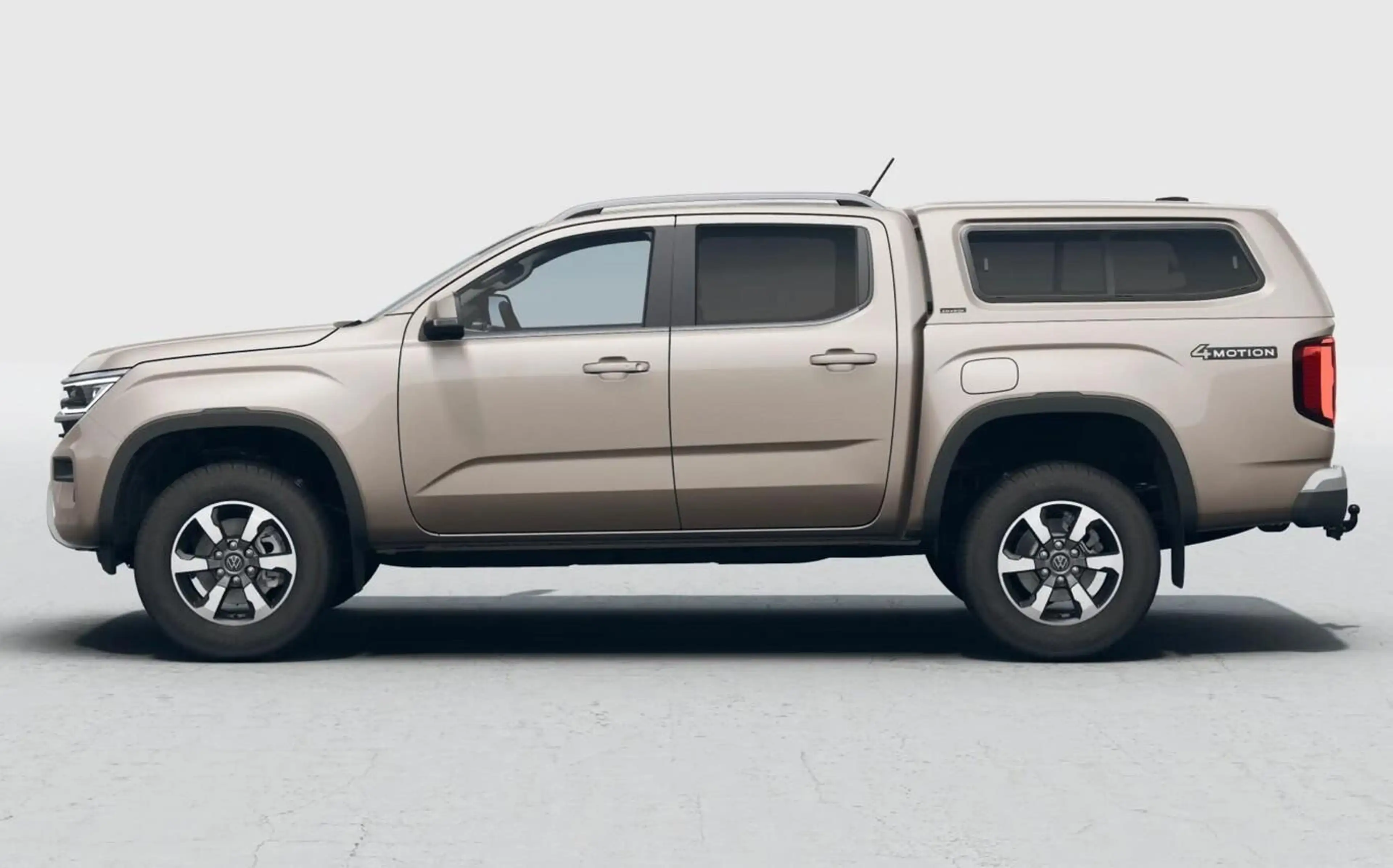 Volkswagen Amarok Style Hardtop Nav AHK Matrix AC2Zone Keyl 177 k... — photo 2