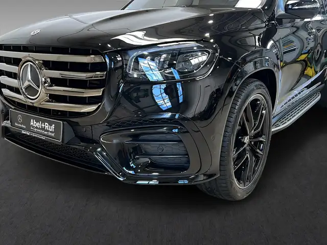 Mercedes-Benz GLS view 15