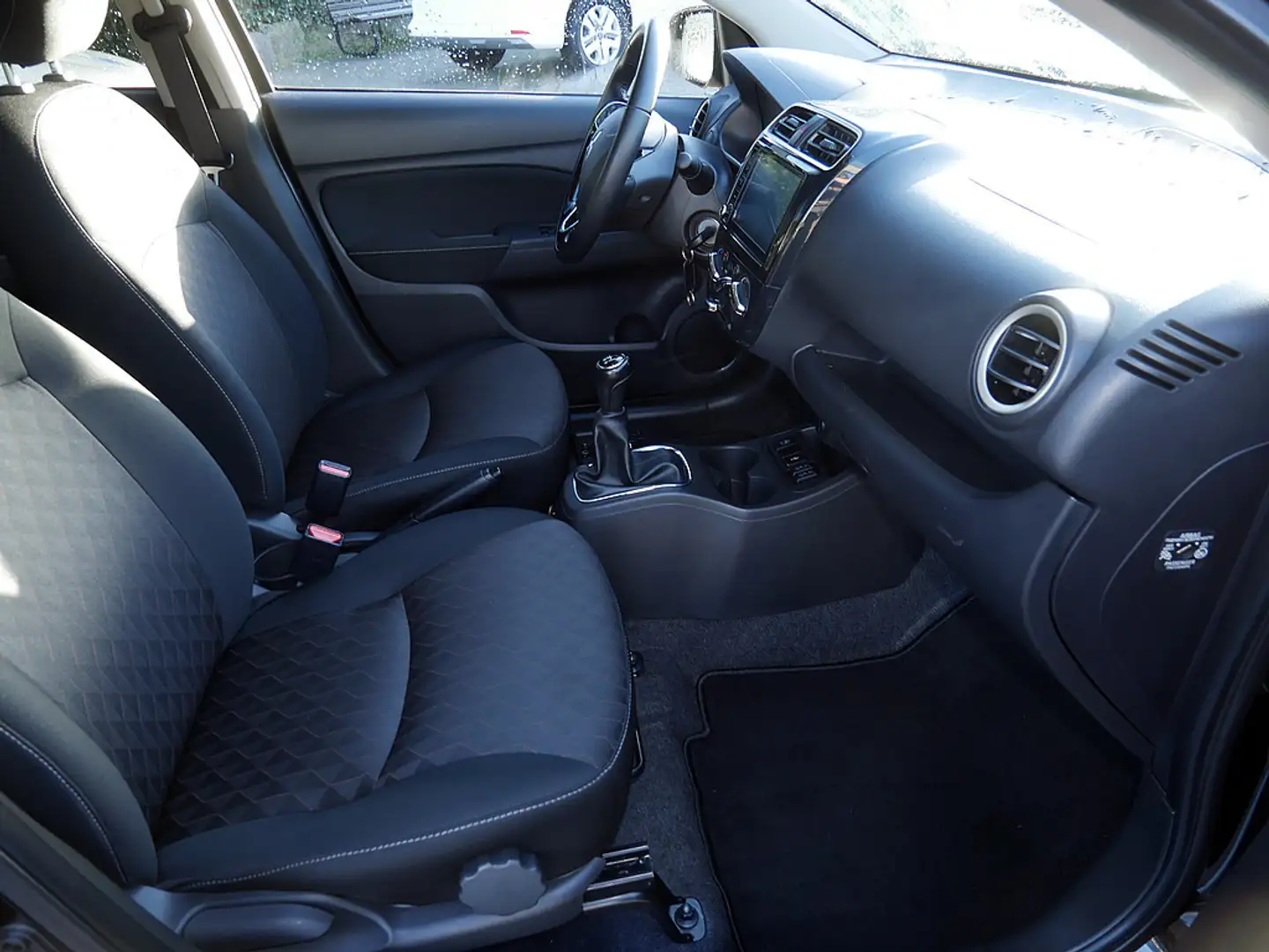 Mitsubishi Space Star 1.2 Select KLIMA SHZ KAMERA Noir - 2