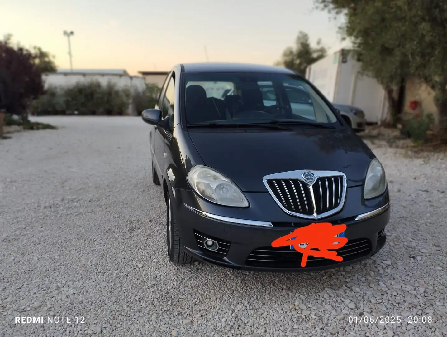 Lancia MUSA 2010 1.3 MJ 95CV Grijs - 1