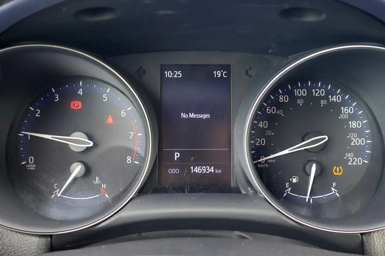 Toyota C-HR снимка Toyota C-HR