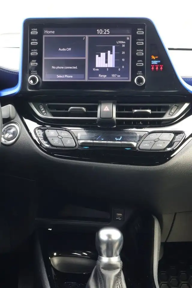 Toyota C-HR снимка Toyota C-HR