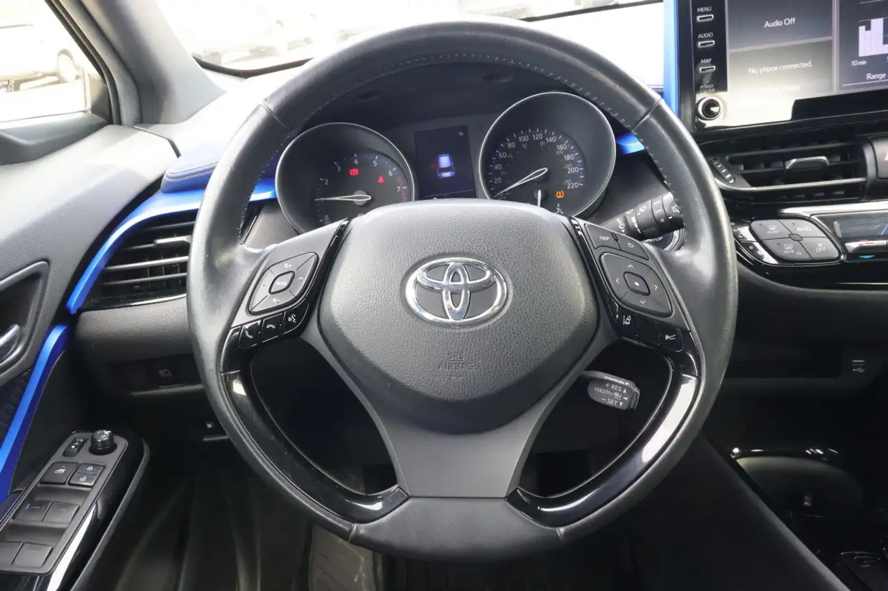 Toyota C-HR снимка Toyota C-HR