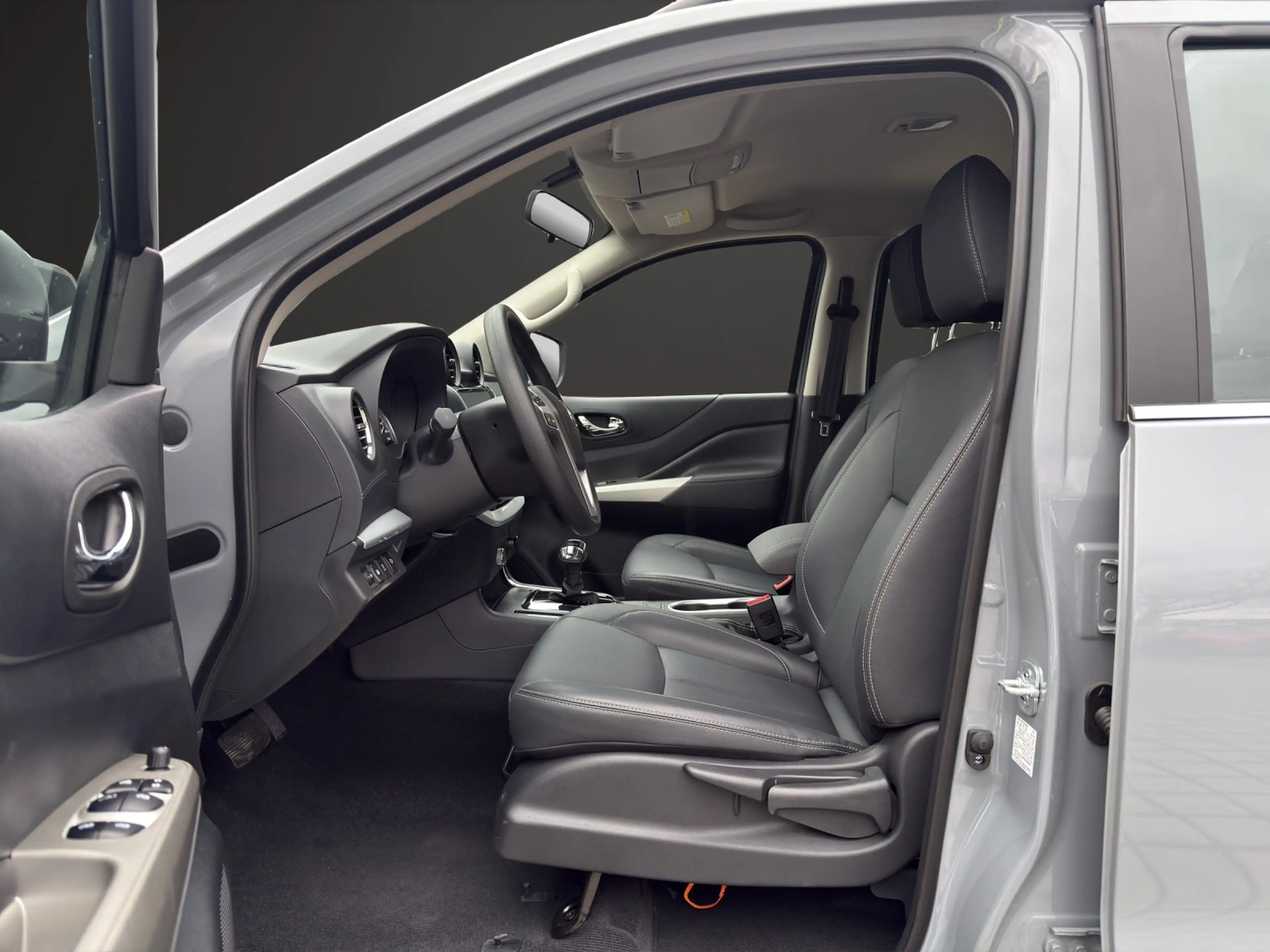 Dongfeng Rich 6 Luxury 4x4 LED-Tagfahrlicht — photo 9