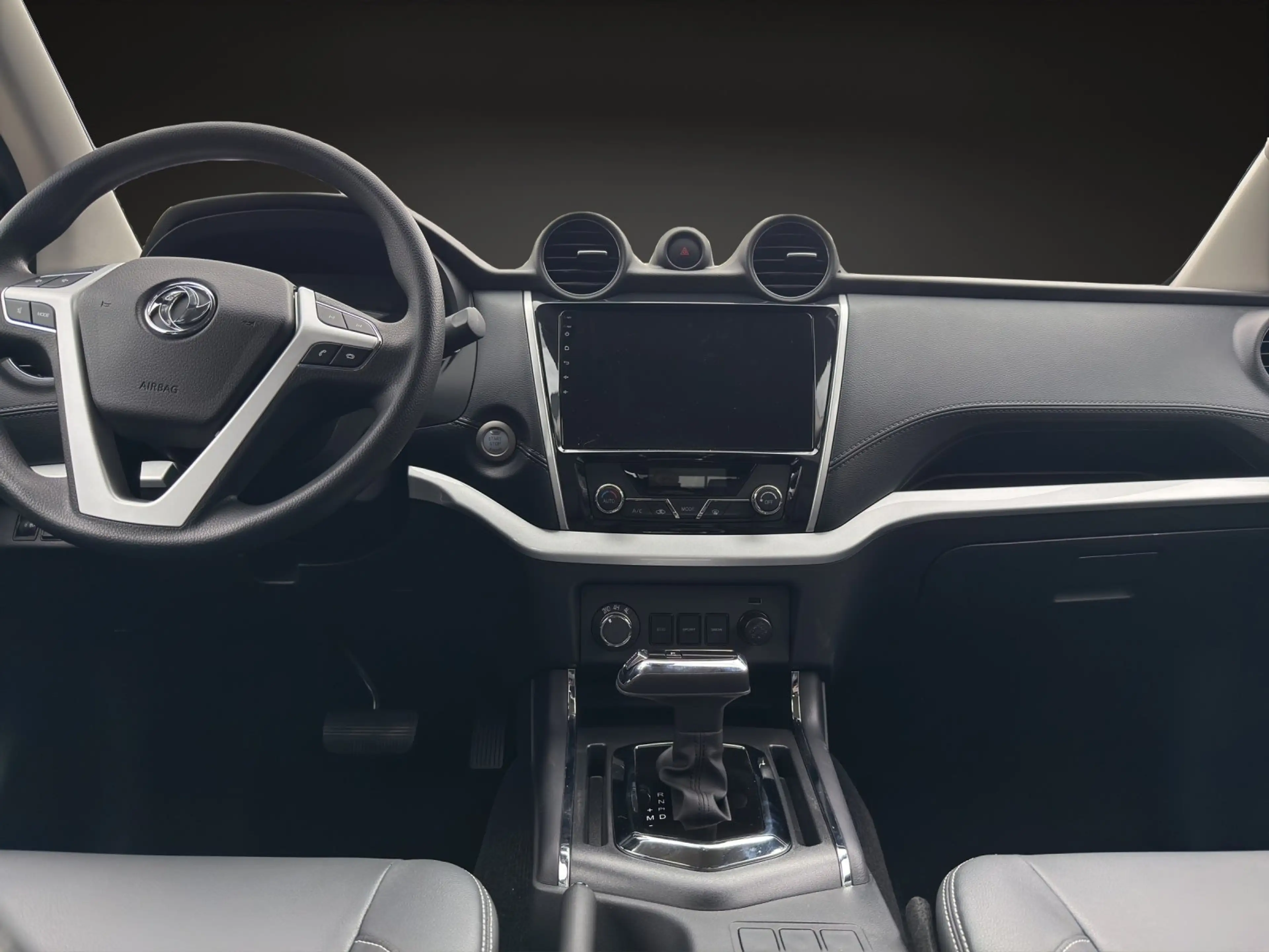 Dongfeng Rich 6 Luxury 4x4 LED-Tagfahrlicht — photo 13