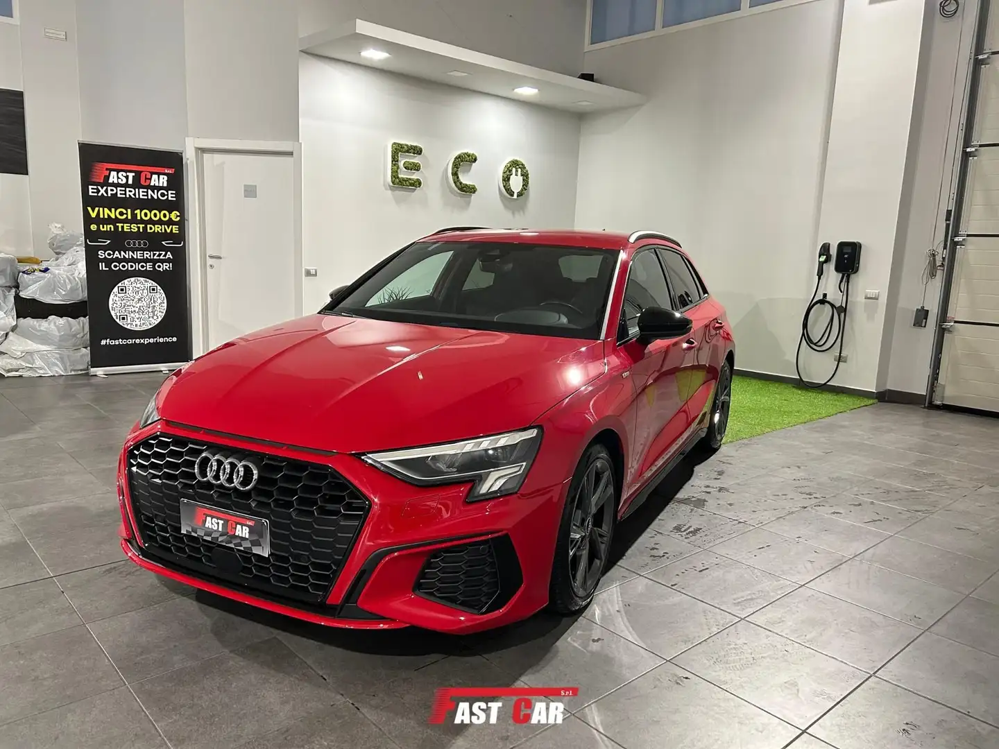 Audi A3 A3 SPB 30 TFSI S tronic S line edition Rot - 1