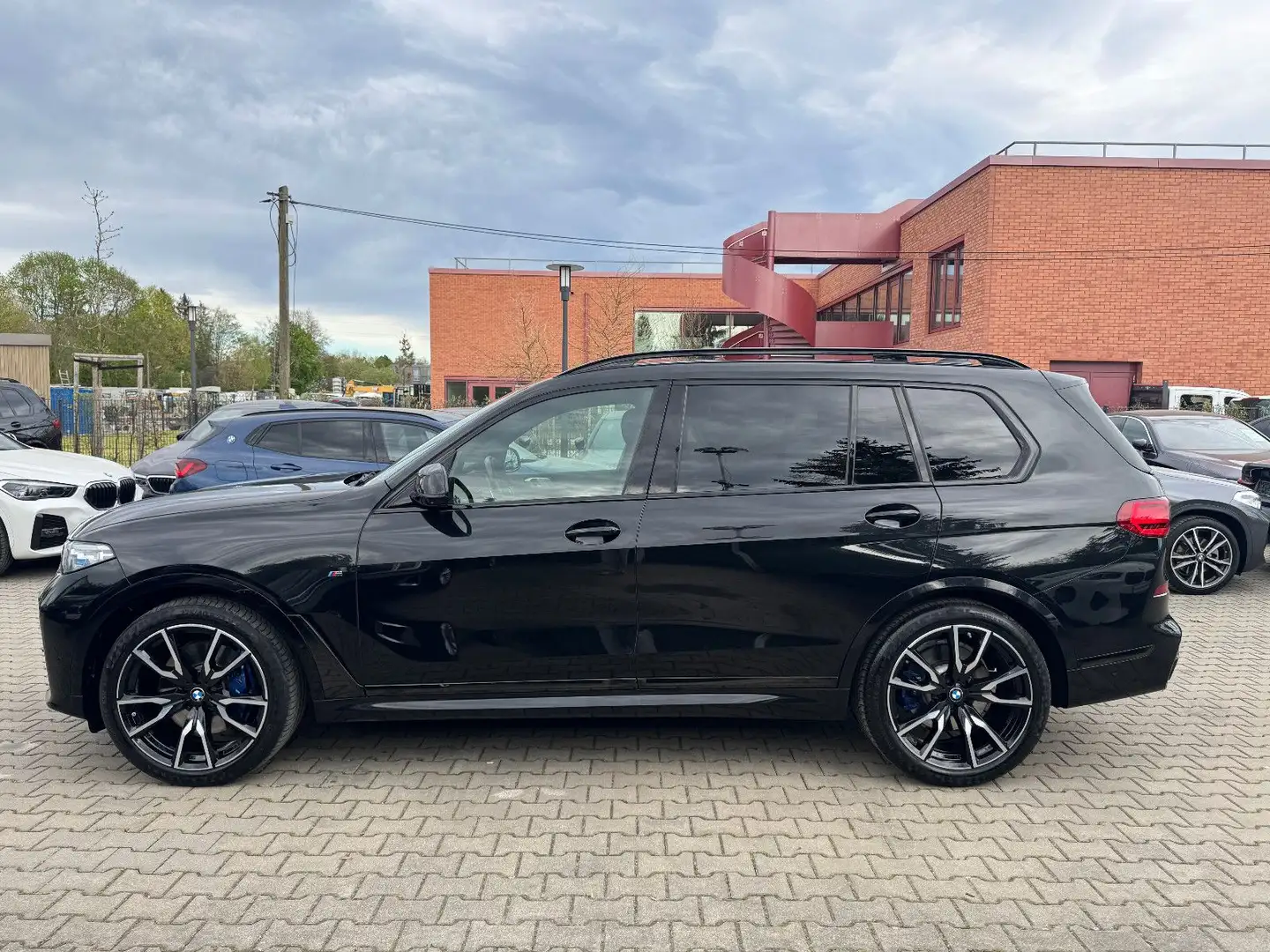 BMW X7 xDrive 40 d MSport*WinterP*Panorama*ACC*Laser Noir - 2