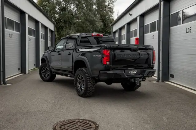 Chevrolet Colorado view 15