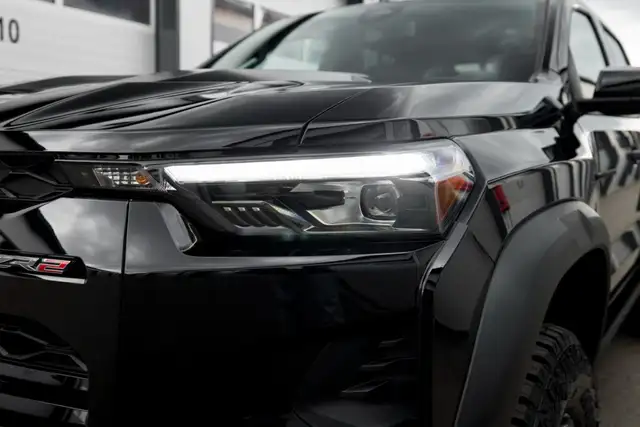 Chevrolet Colorado view 11