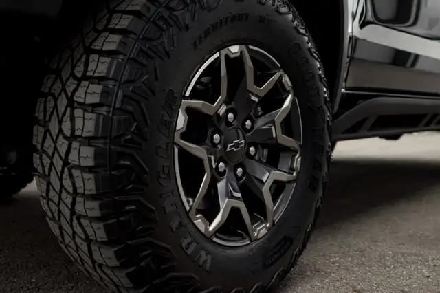 Chevrolet Colorado view 8